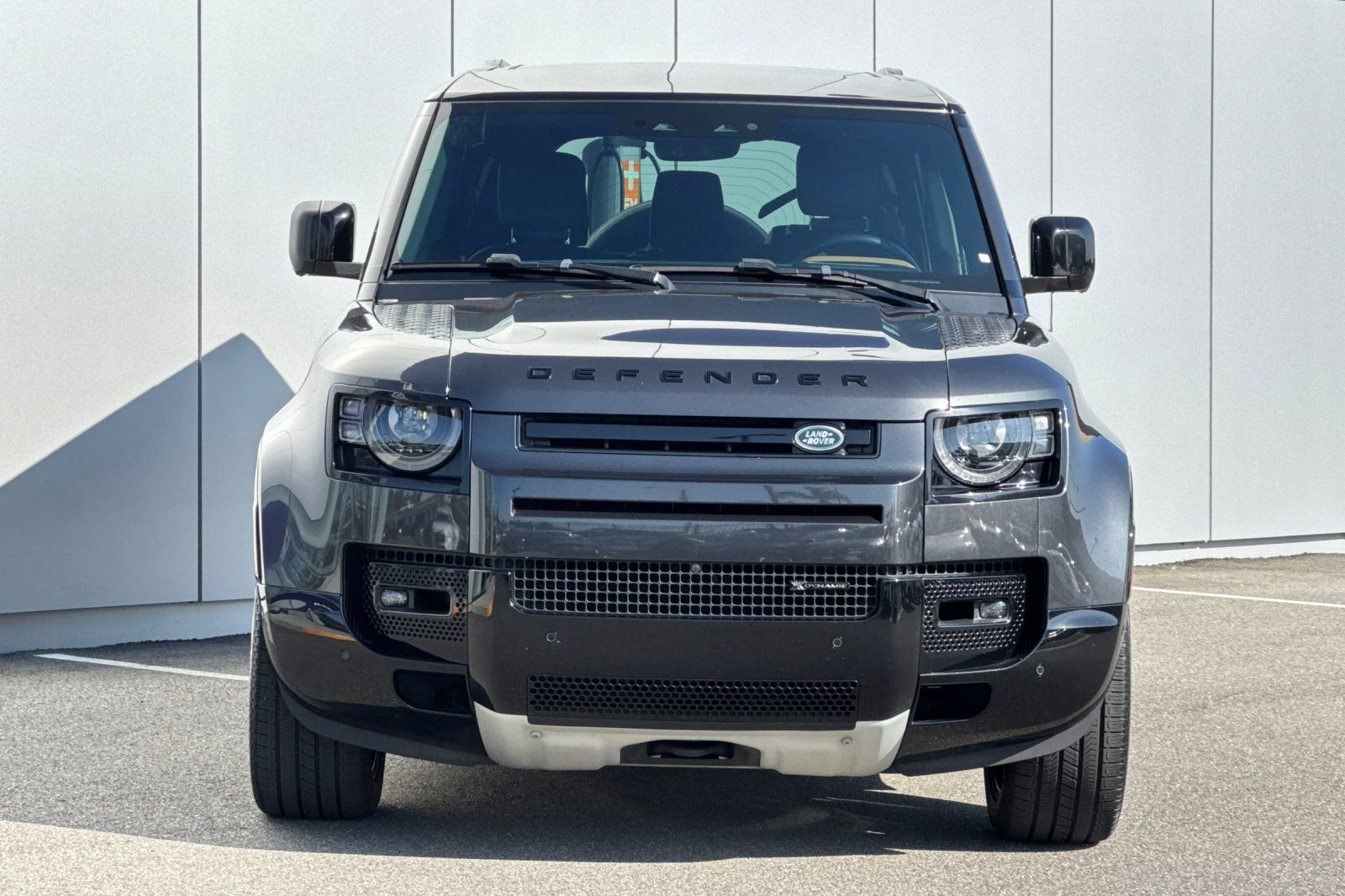 Used 2023 Carpathian Grey Premium Metallic Land Rover X-Dynamic SE image 8