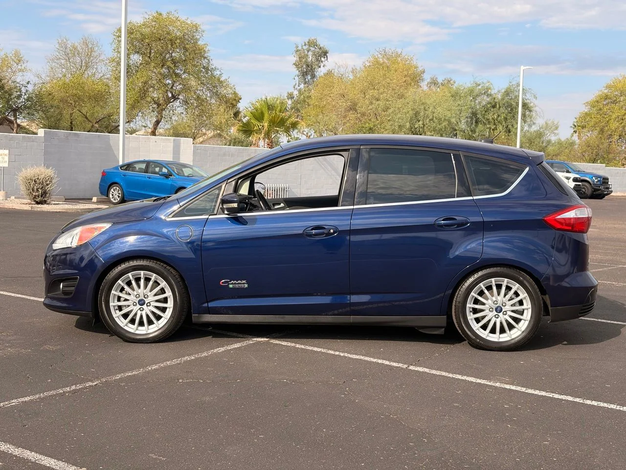 Used 2016 Kona Blue Ford SEL image 2