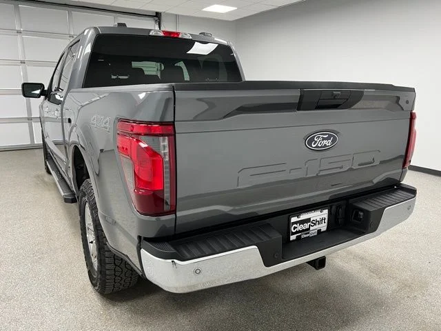 Used 2025 Gray Ford XLT image 6