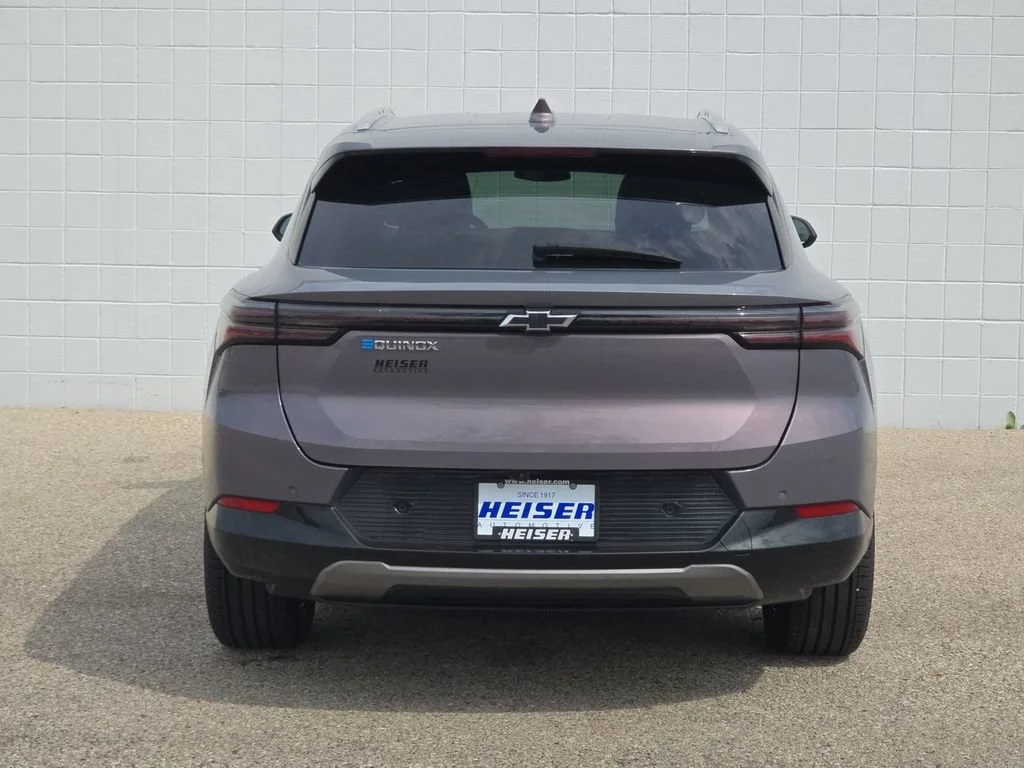 Used 2024 Galaxy Gray Metallic Chevrolet 2LT image 12