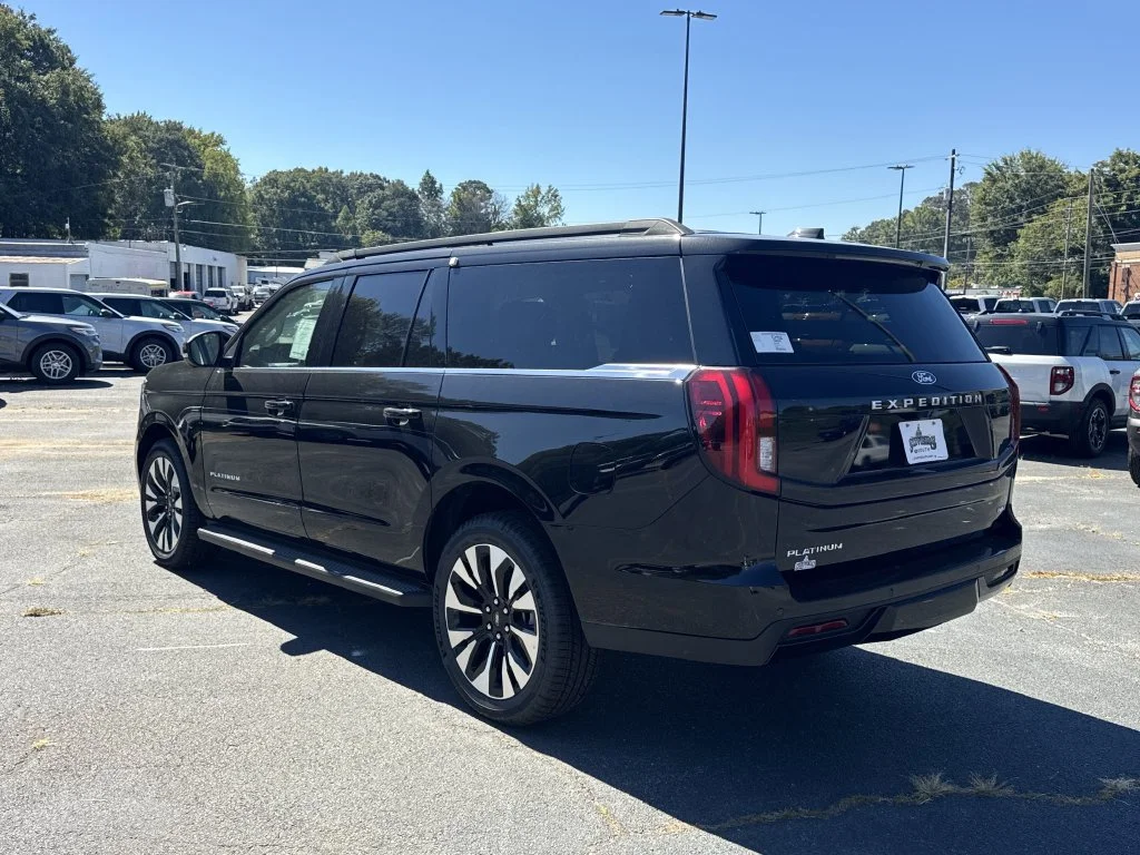 New 2027 Black Ford Platinum image 5