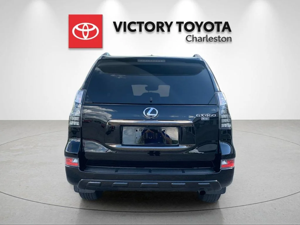 Used 2023 Black Lexus 460 image 4