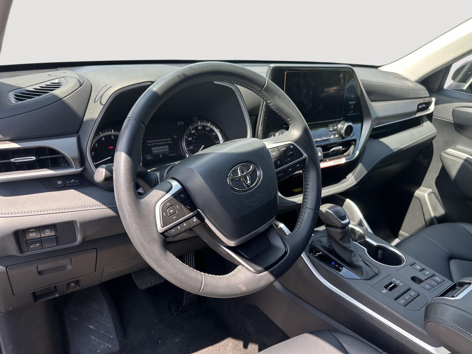 Used 2026 Midnight Black Metallic Toyota XLE image 10