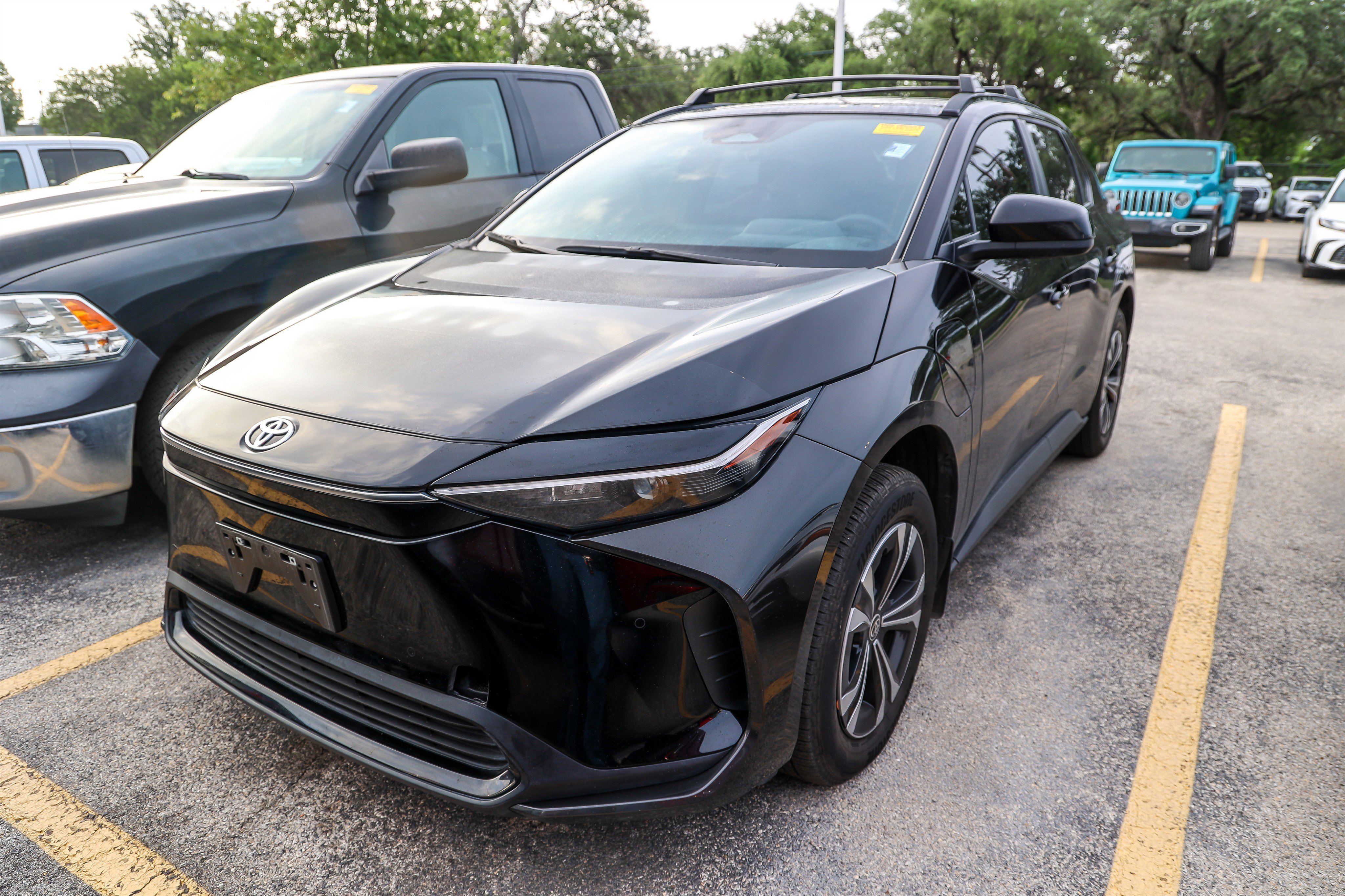 Used 2024 Black Toyota XLE image 1