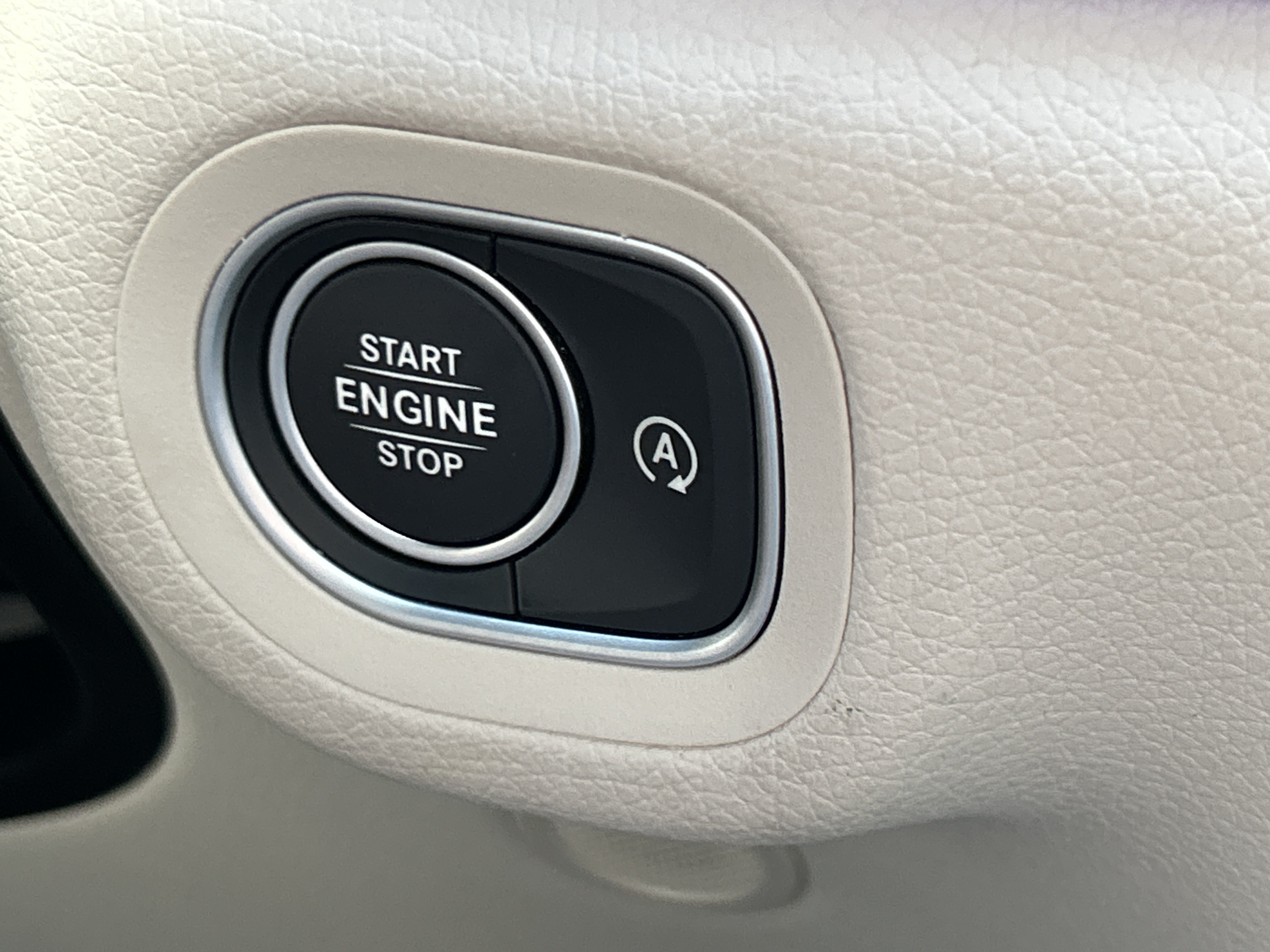 Certified Used 2025 Black Mercedes-Benz GLE 350 SUV image 30