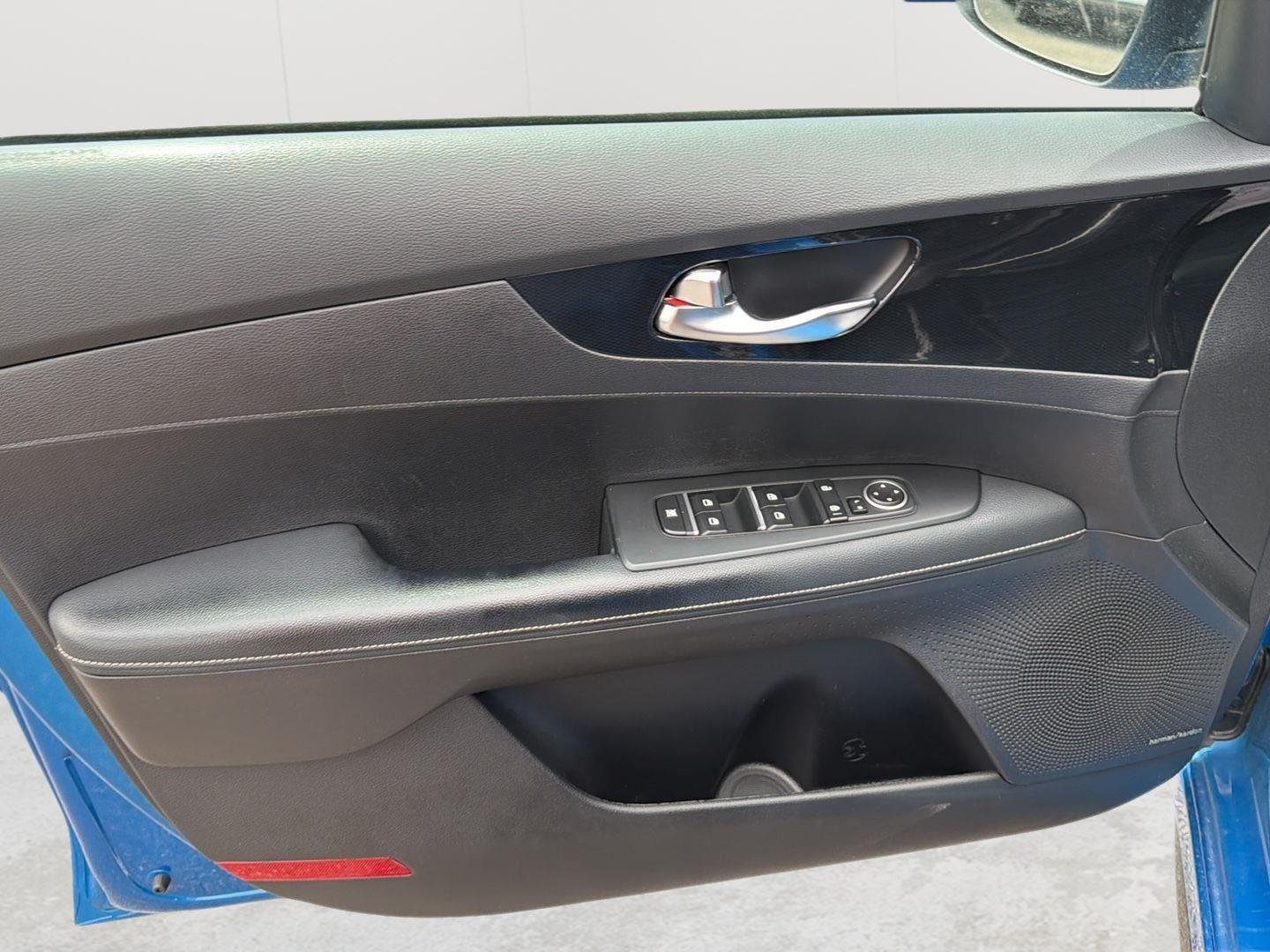 Used 2023 Sporty Blue Kia GT-Line image 14