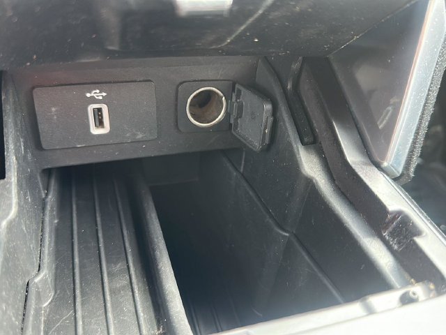 Used 2017 Red Ford Limited image 24