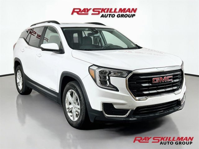 Used 2023 SUMMIT WHITE GMC SLE image 1