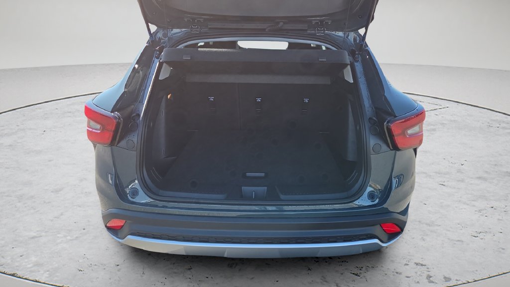 2026 Chevrolet Trax LT - Photo 31