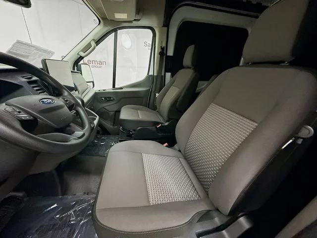 New 2026 Oxford White Ford Cargo Van image 19