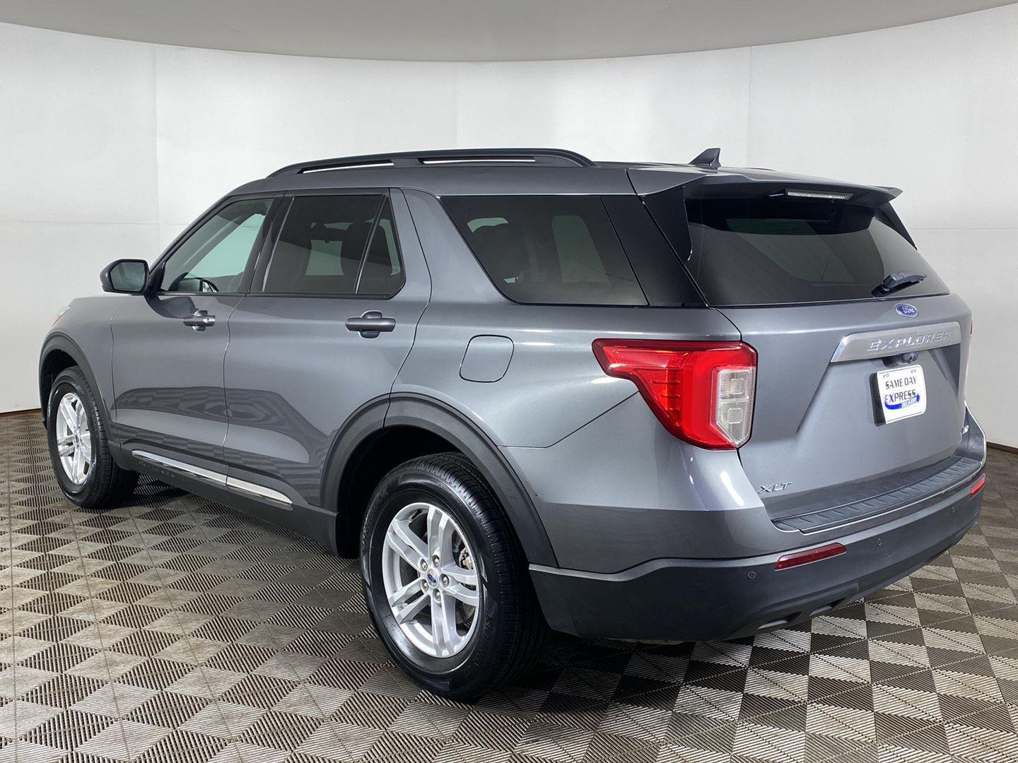 Used 2022 Carbonized Gray Ford XLT image 30