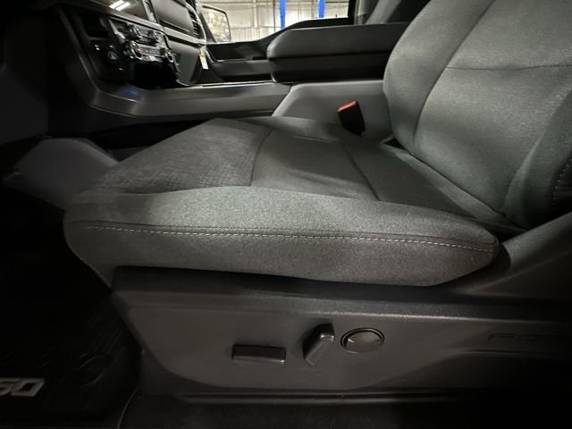 Used 2026 Gray Metallic Ford XLT image 18