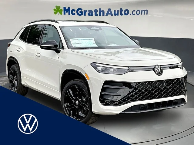 2026 Volkswagen Tiguan 2.0T SE R-Line Black