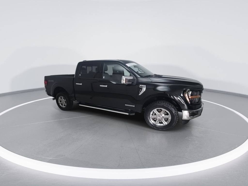 Used 2024 Black Ford XLT image 9