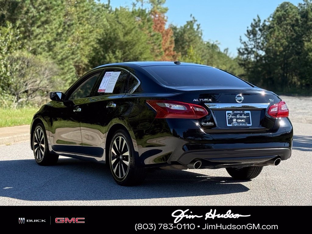 Used 2018 Black Nissan 2.5 SV image 11