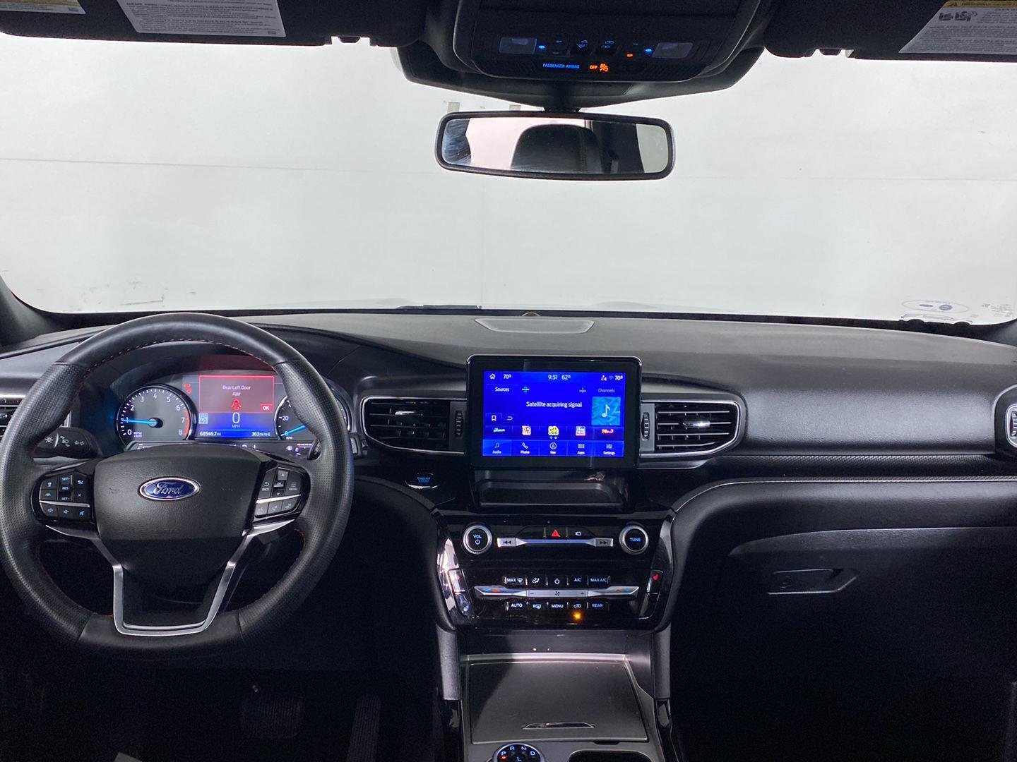 Used 2022 Gray Metallic Ford ST-Line image 14