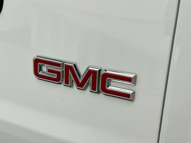 2024 GMC Savana Cargo Work Van - Photo 36