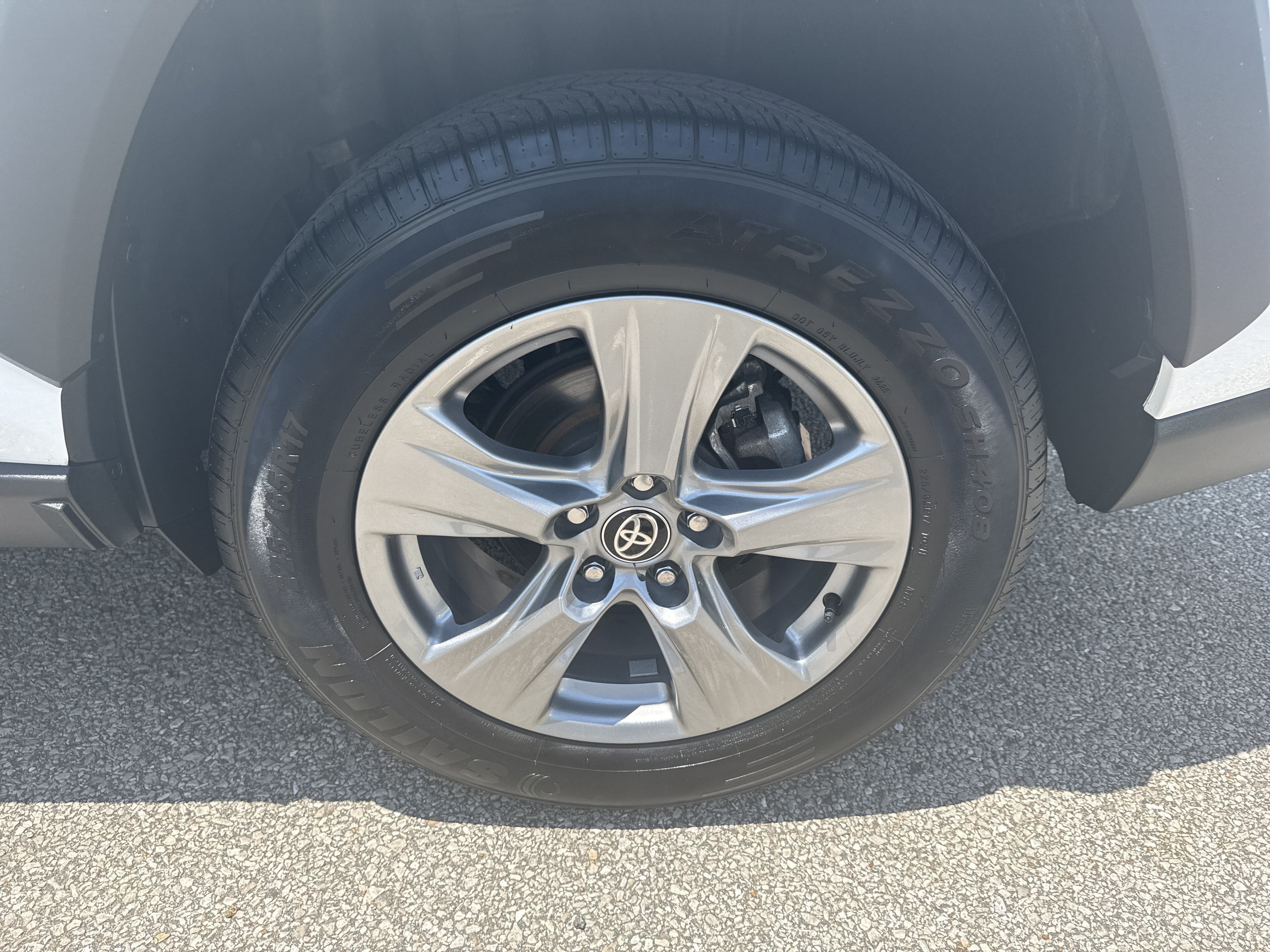 Used 2024 White Toyota XLE image 20