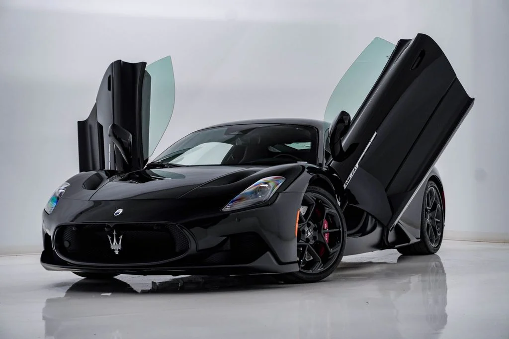 Certified Used 2023 Nero Essenza Solid Maserati Coupe image 6