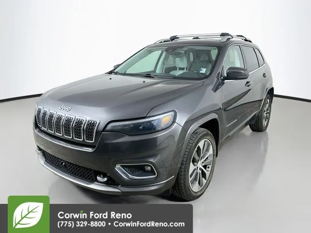 Used 2019 Granite Crystal Clearcoat Metallic Jeep Overland image 4