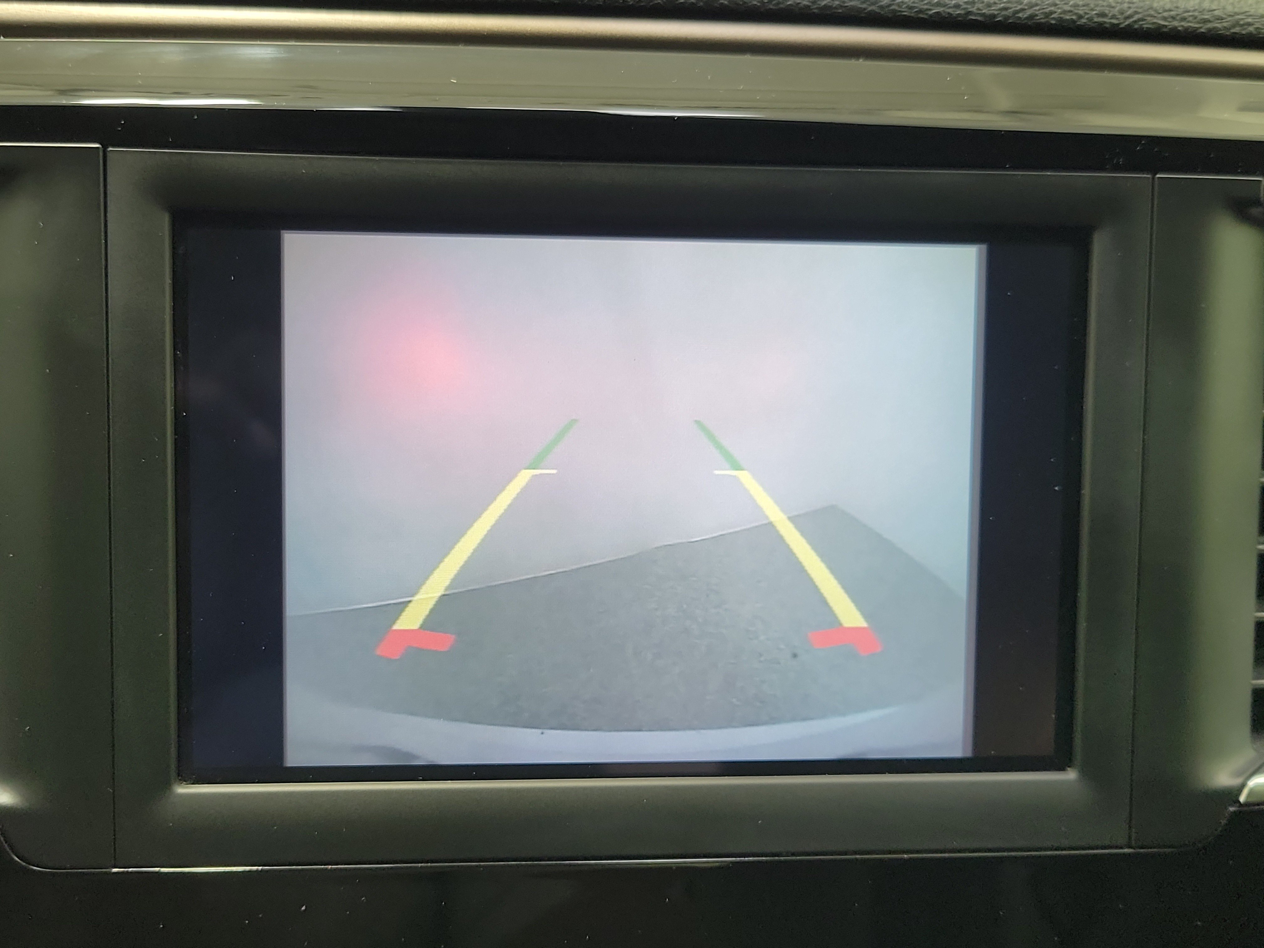 Used 2019 Bright White Clearcoat Chrysler Touring L image 28