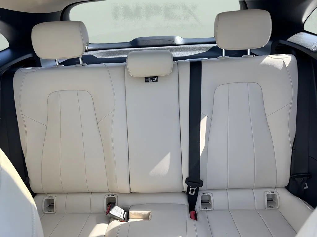 Used 2022 White Mercedes-Benz GLA 250 image 12