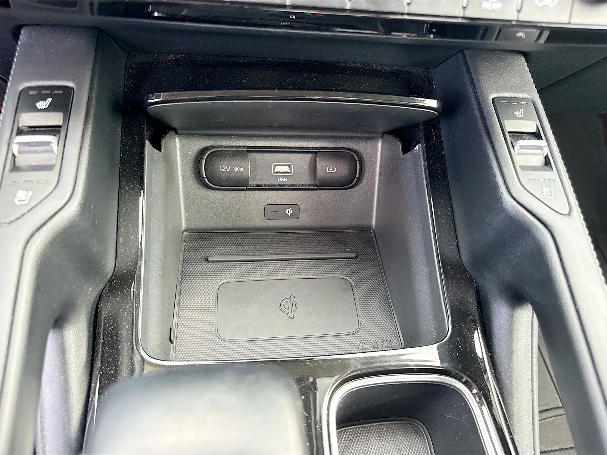 Used 2021 Wolf Gray Kia SX image 30