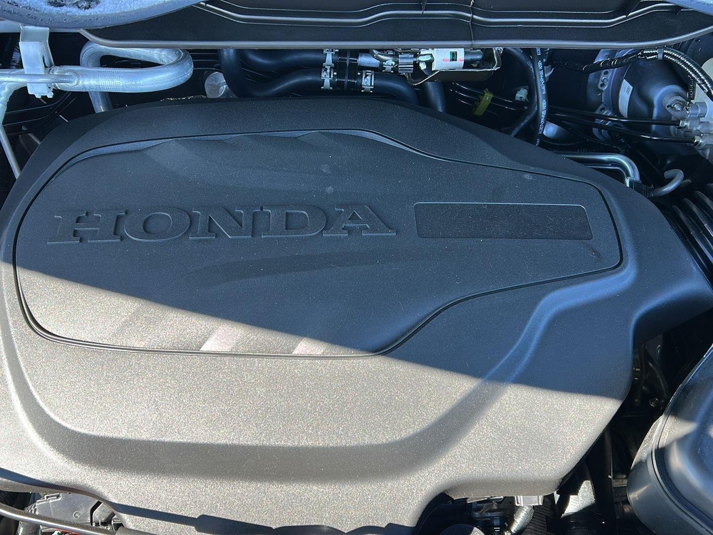 New 2026 Solar Silver Metallic Honda Touring image 20
