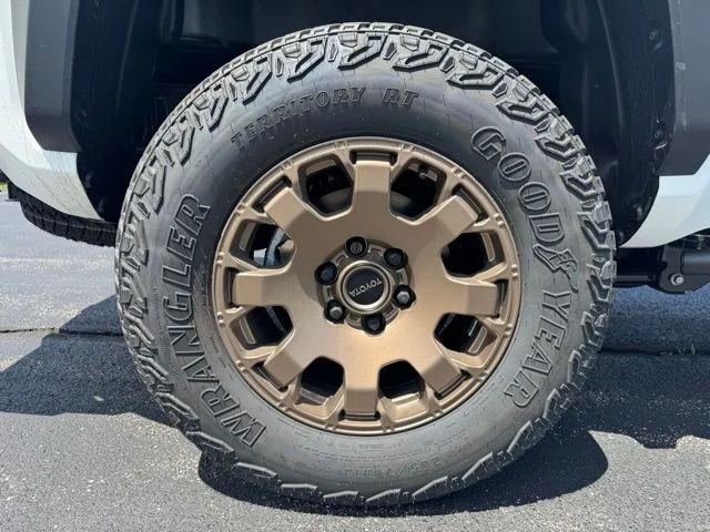 New 2026 Ice Cap Toyota Trailhunter image 9