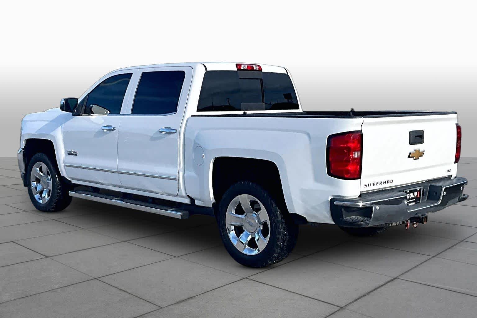 Used 2018 Summit White Chevrolet LTZ image 12