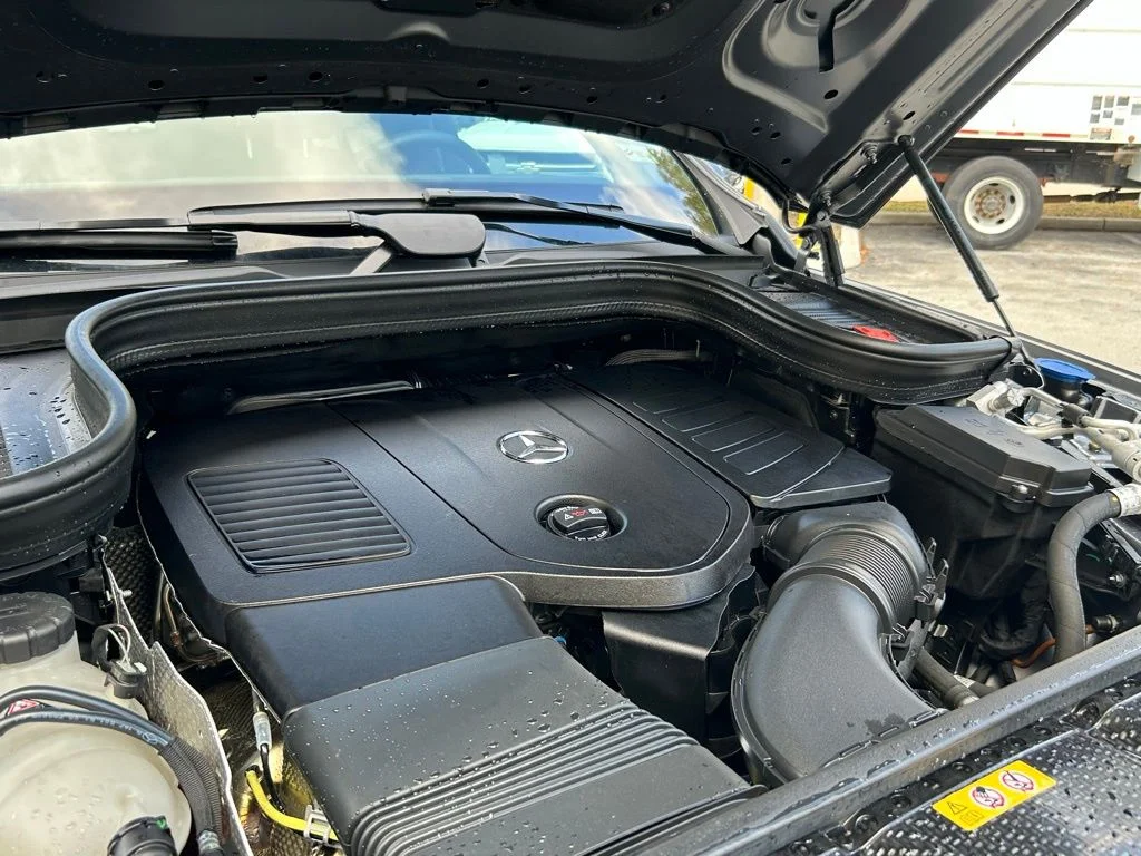 Used 2025  Mercedes-Benz GLE 450e image 28