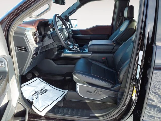 Used 2023 Agate Black Metallic Ford Lariat image 9
