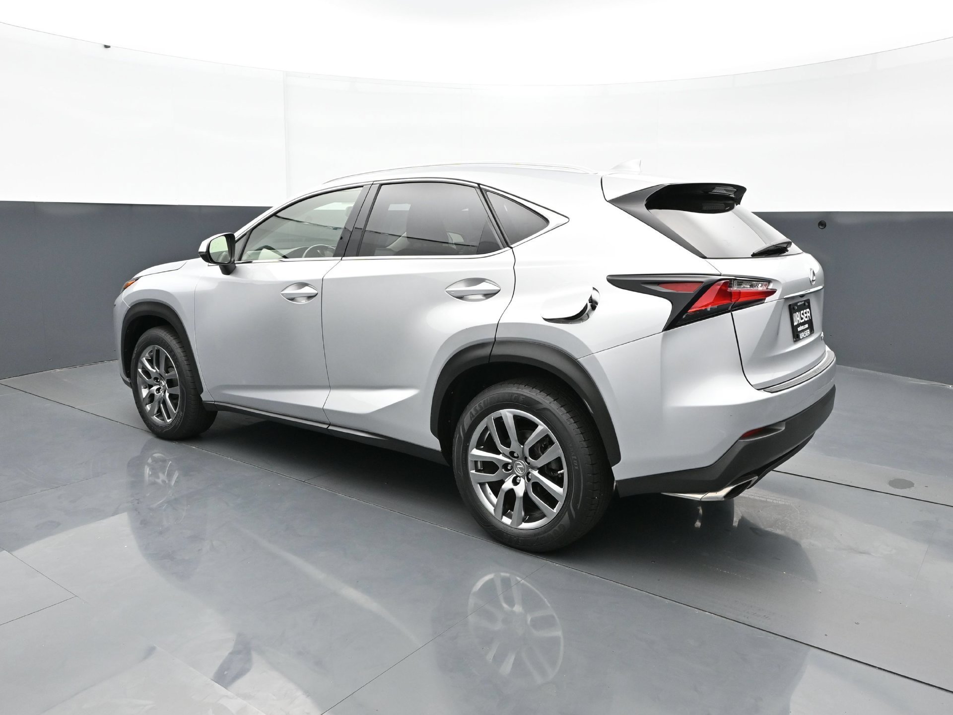 Used 2015 Silver Lexus 200t image 4