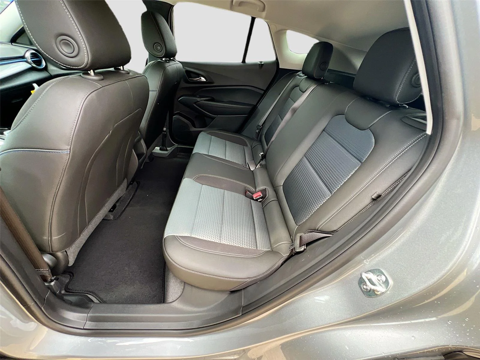 New 2026 Sterling Gray Metallic Chevrolet LT image 11