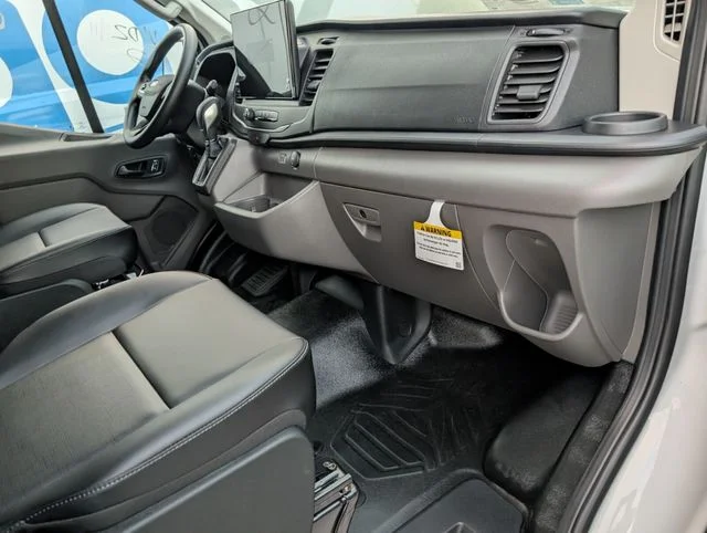 New 2026 Oxford White Ford Cargo Van image 4