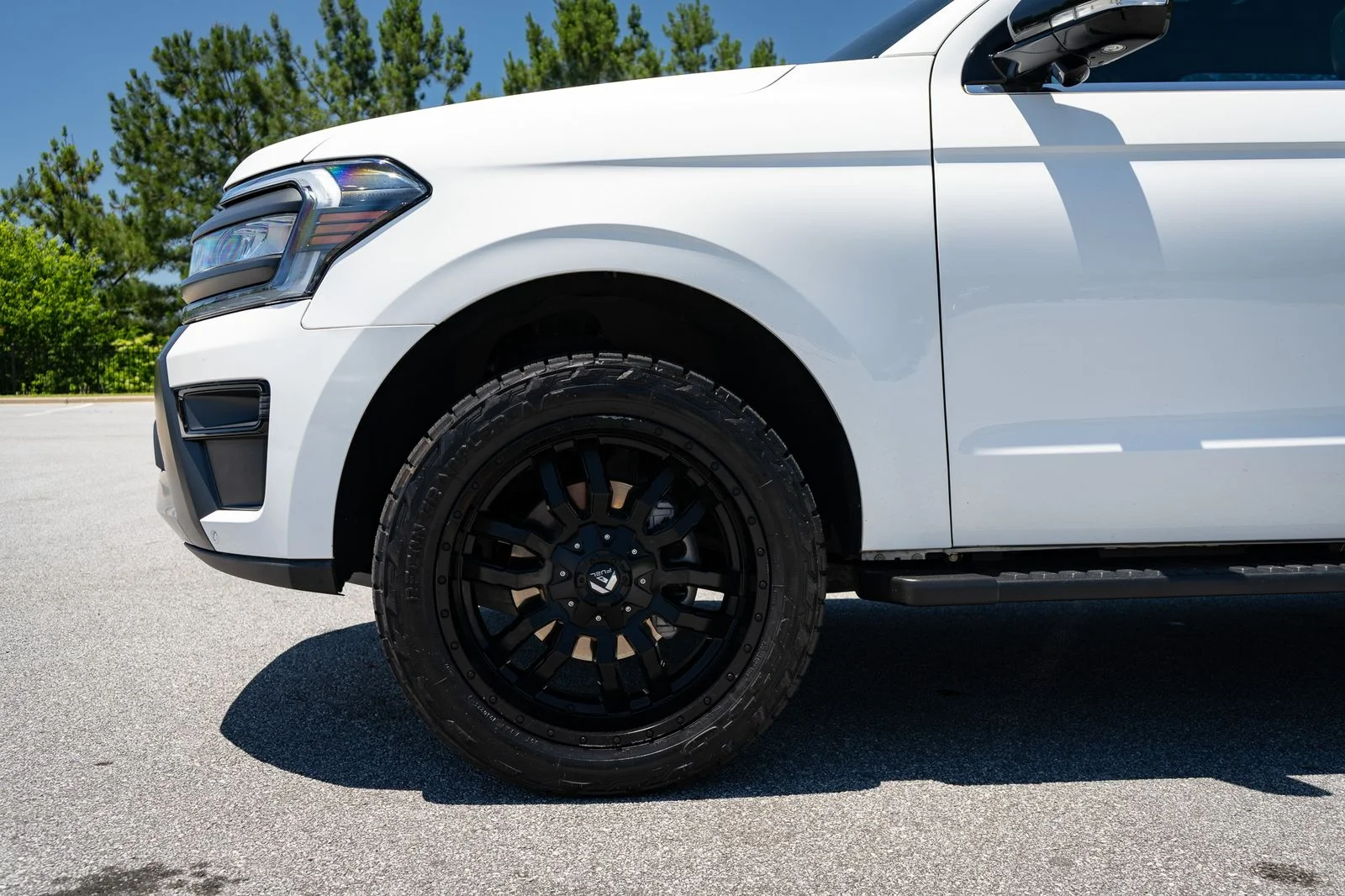 Used 2022 White Metallic Ford Timberline image 4