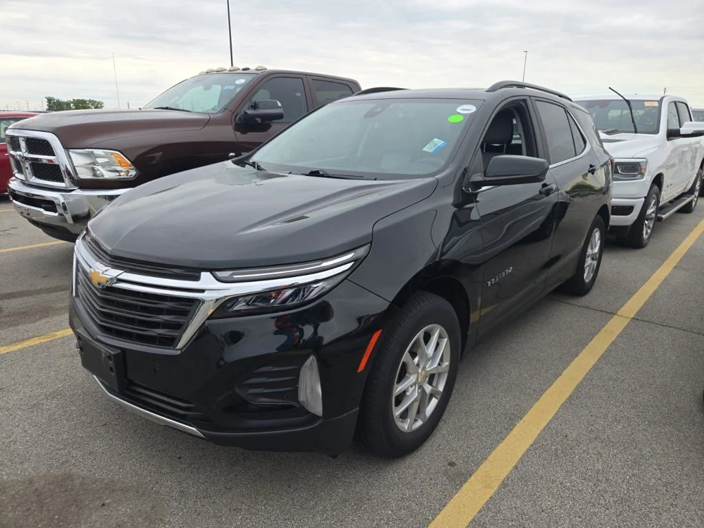 Certified Used 2022 Black Chevrolet LT image 5