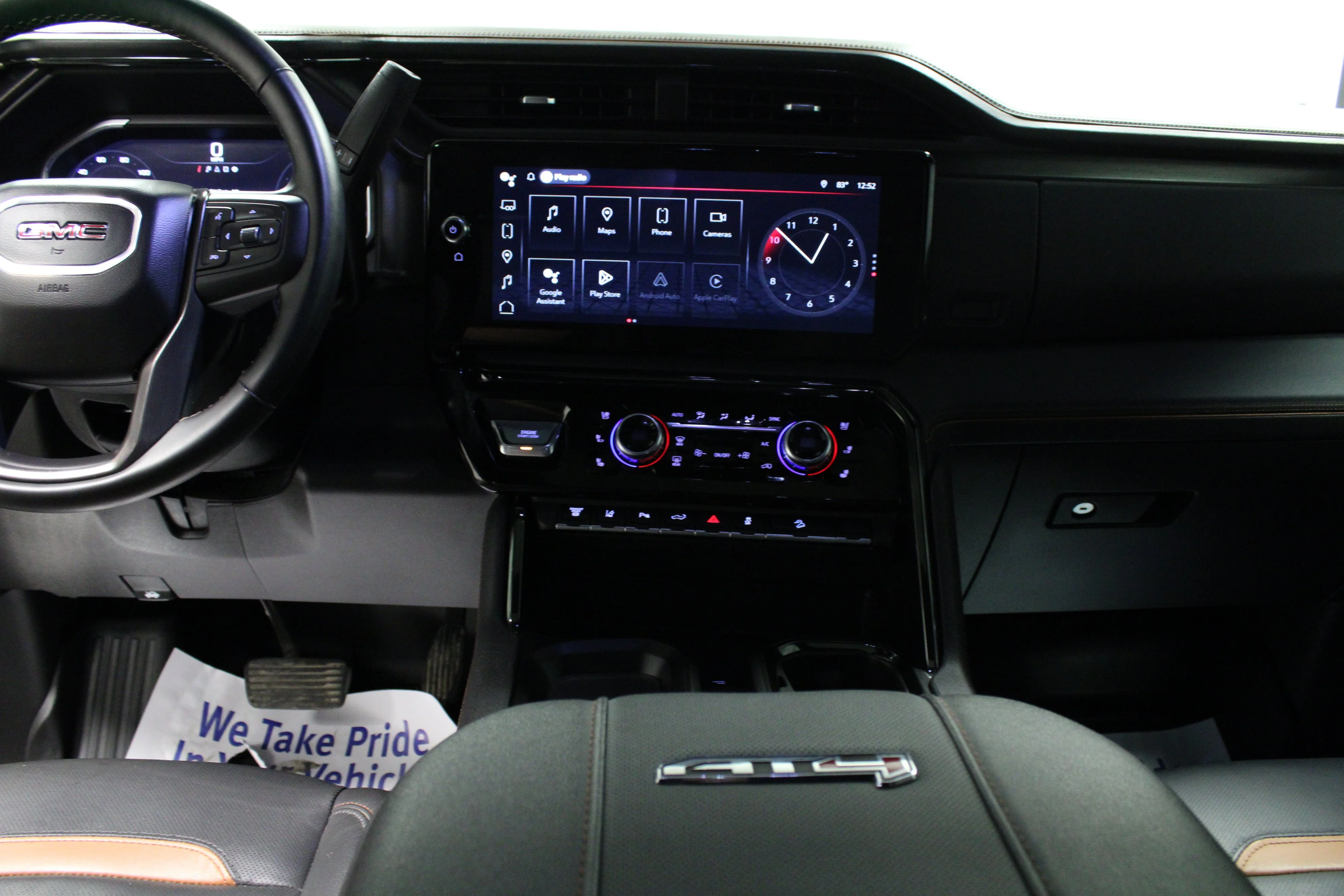 Used 2026 Onyx Black GMC AT4 image 18