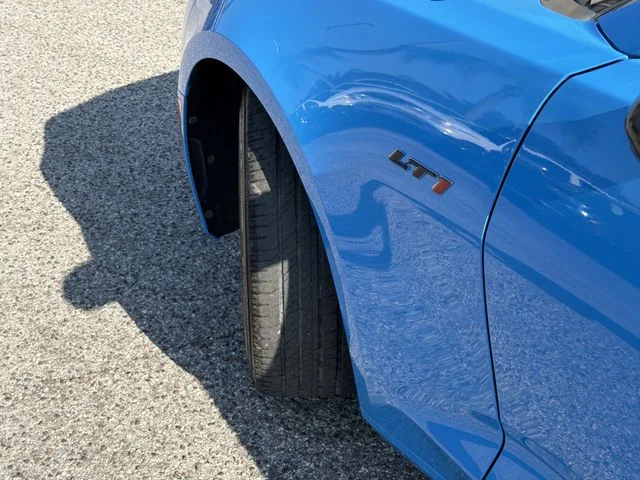 Used 2022 Blue Chevrolet LT1 image 32