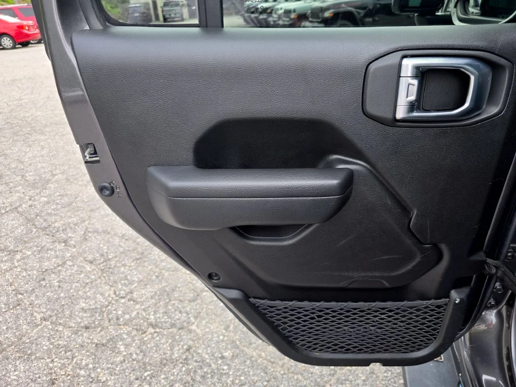 Used 2024 Gray Jeep Sport S image 46