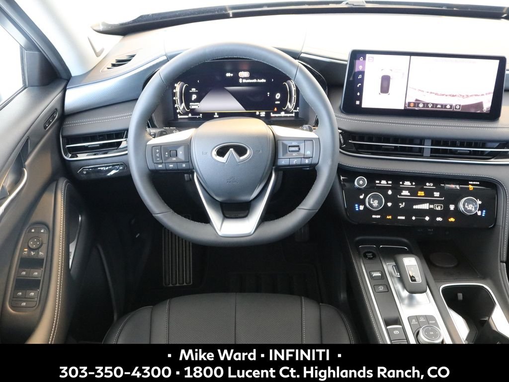 New 2027 DEEP EMERALD INFINITI Luxe AWD image 8