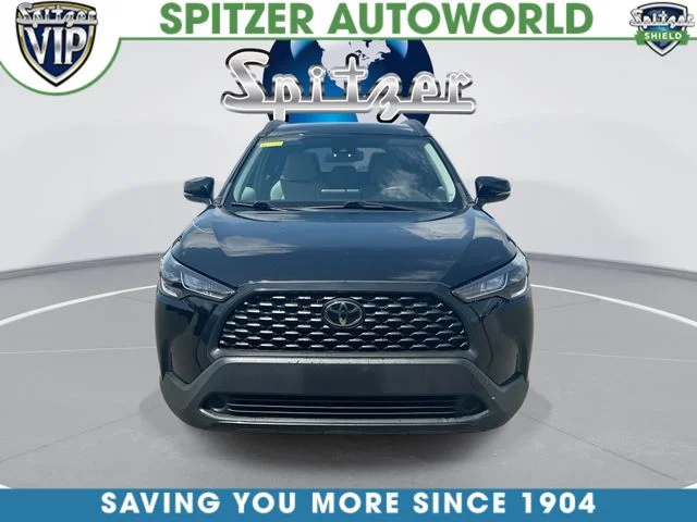 Used 2022 Black Toyota LE image 3