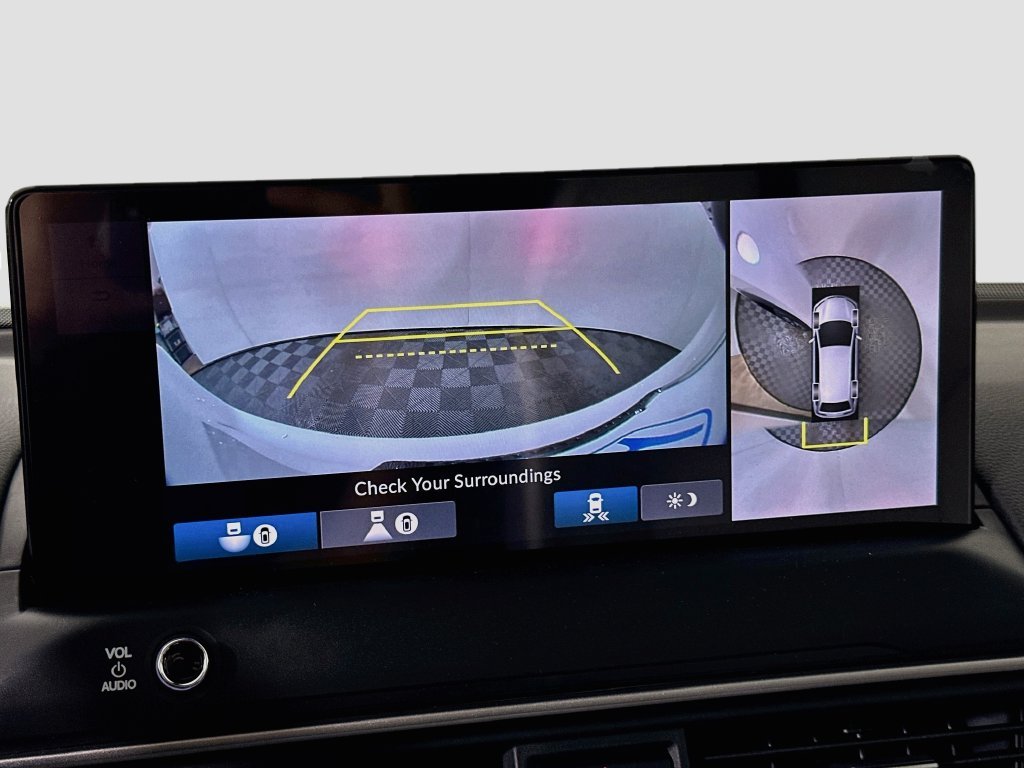 New 2026 Platinum White Pearl Honda Touring image 13