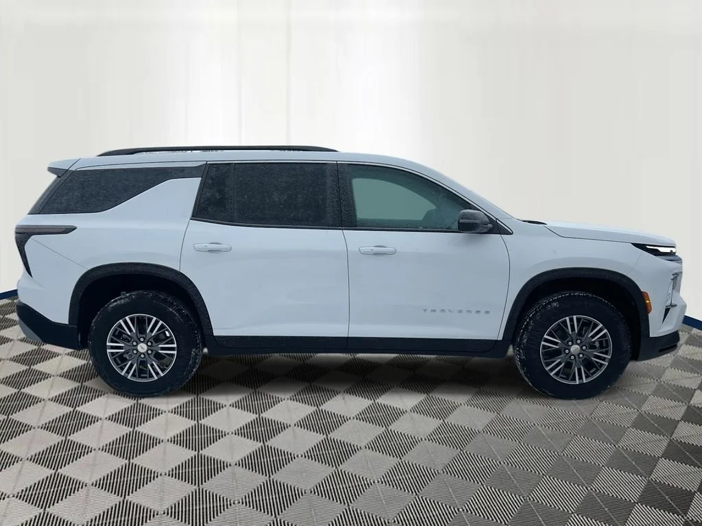 Used 2026 Summit White Chevrolet LT image 6