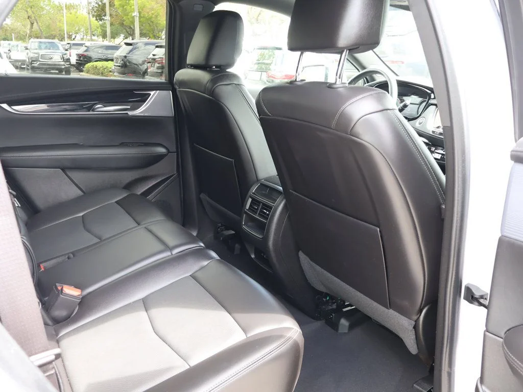 Used 2024 White Cadillac Premium Luxury image 40
