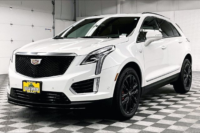 Used 2025 Crystal White Tricoat Cadillac Sport image 12