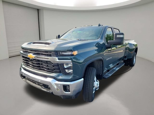 New 2026 Cypress Gray Chevrolet LT DRW image 3