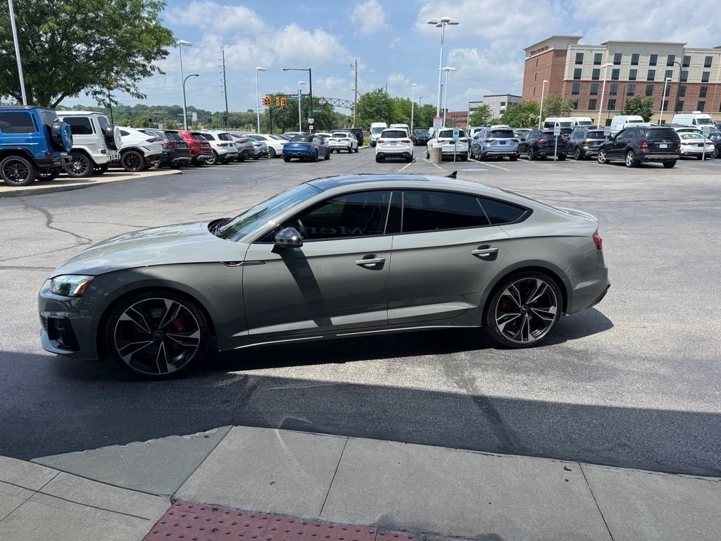 Used 2021 Gray Audi Premium Plus image 4