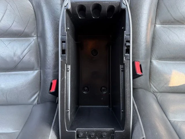 Used 2005 Black Clearcoat Ford Adrenalin image 27