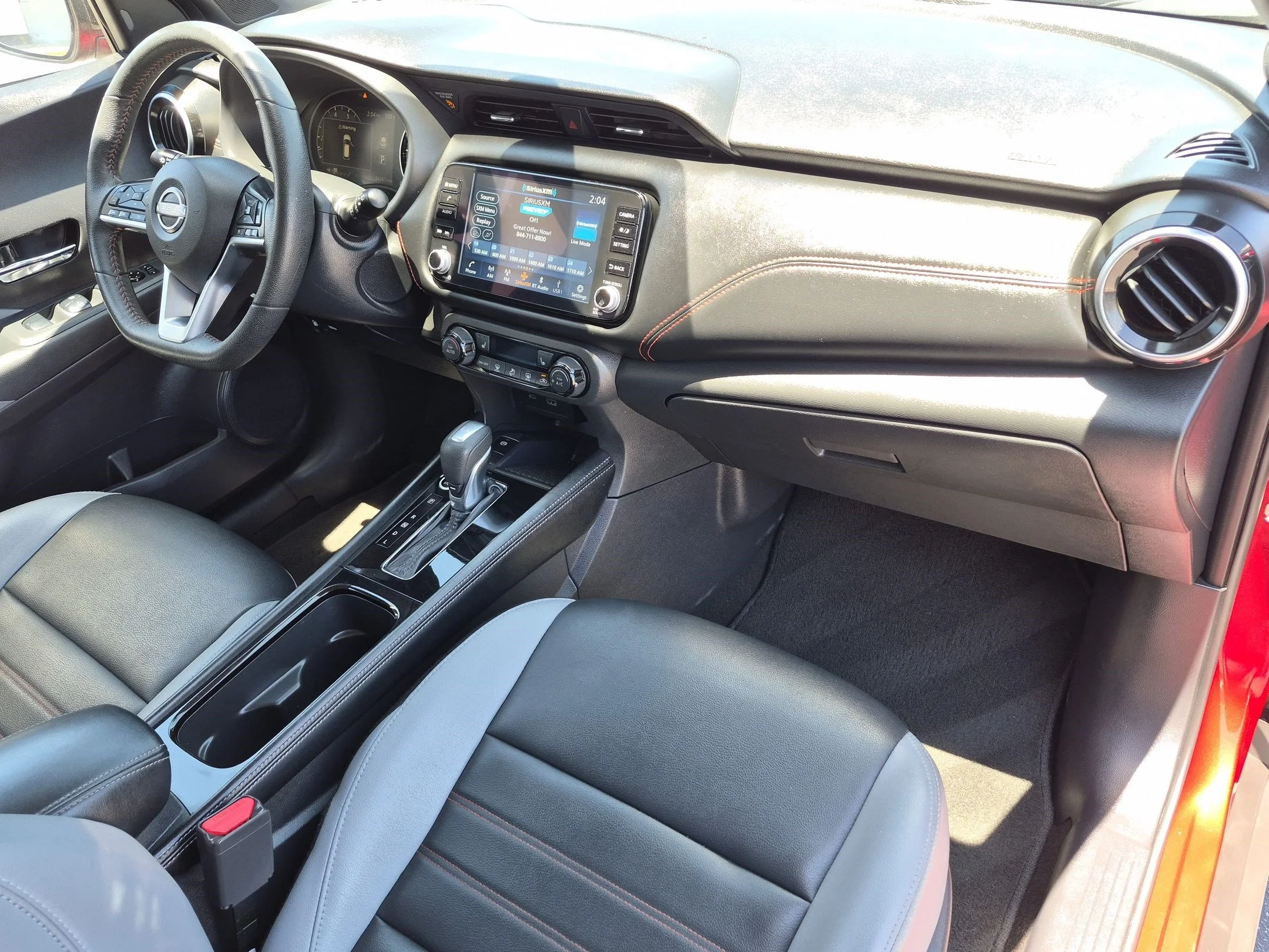 Used 2024 Scarlet Ember Tintcoat Nissan SR image 18